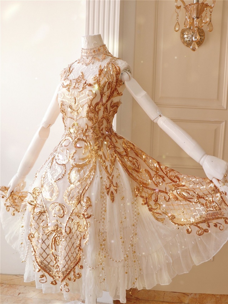 White Wedding Dress with Detachable Skirt & Trail, Handmade, Custom Fit,  Full Lined – Elizabeth's Custom Skirts
