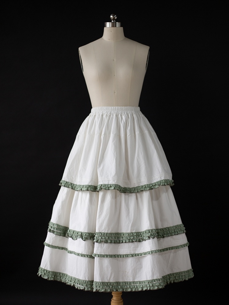 [¥8,458円]白と緑のフリルコットンアンダースカート