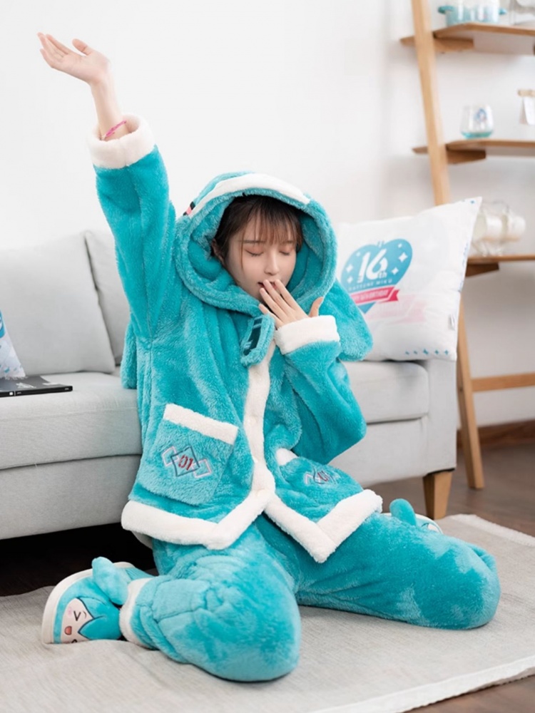 67.25]Hatsune Miku Winter Pajama Super Long Ponytails Hood