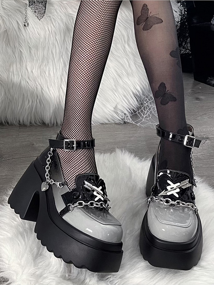 Gray Arrow and Sweetheart Decorated Punk Platform Shoes