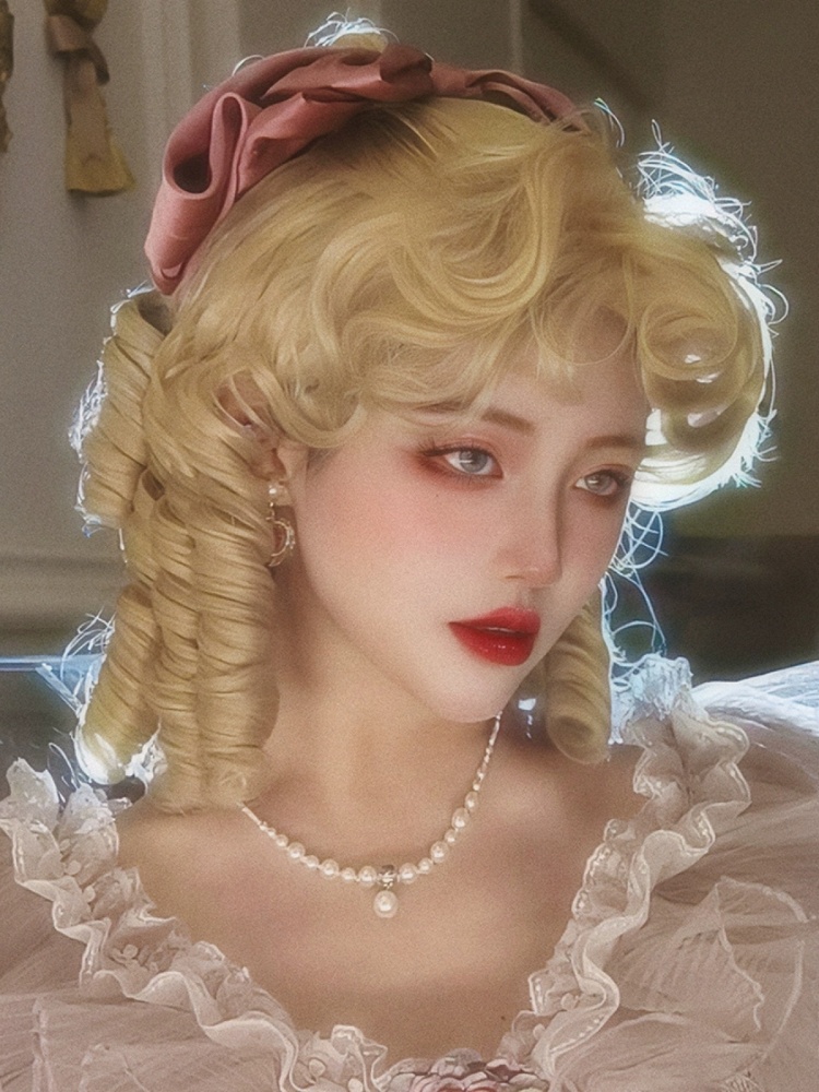 Perruque Courte Blonde Cuivrée Bouclée - Synthétique, Taille Moyenne, Référence Juliette, Neuve