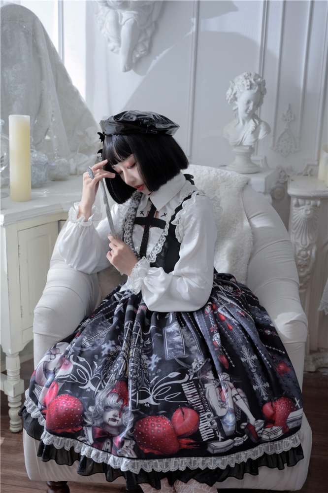 Devilinspired - Gothic Lolita dress with wolf 🐺 and rabbit