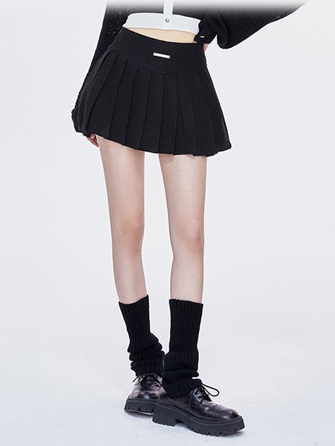 Black A-line Pleated Skirt