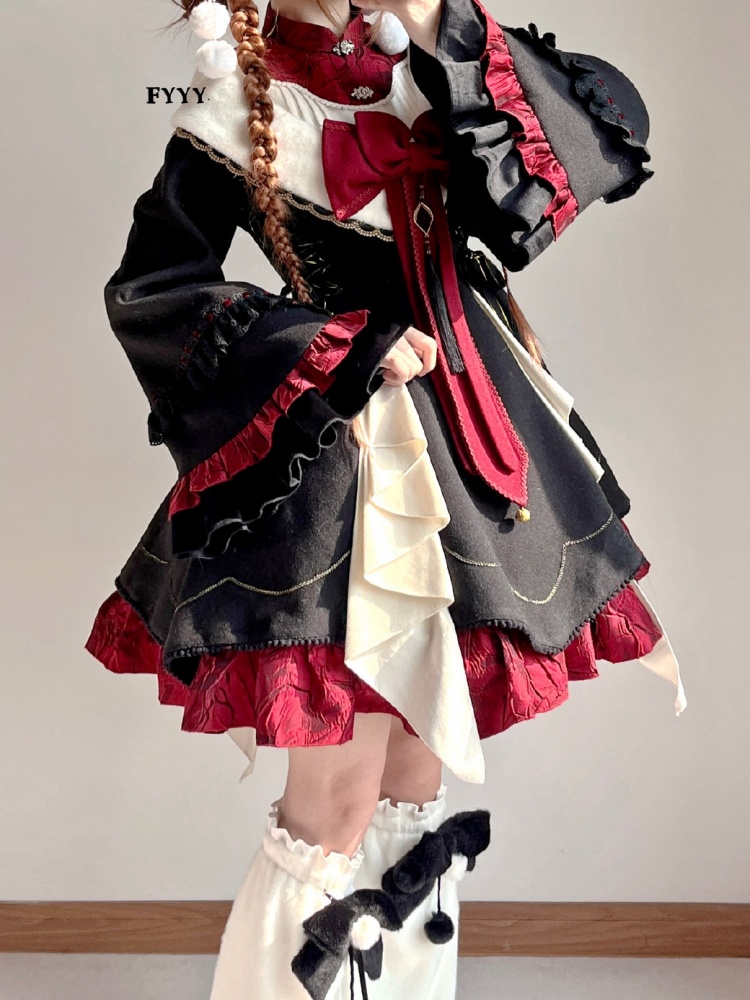 Rabbit Love Color Red and Black Banded Collar Lace-up Waist Long Sleeves  Lolita OP