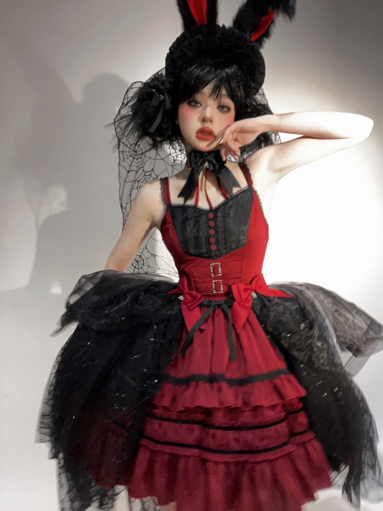 黒と赤のホルター ネック フリル裾ジャンパー スカート ゴシック ドレス