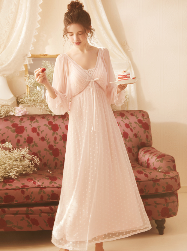 Daisy Embroidery Light Pink Nightgown with Underwire Cups