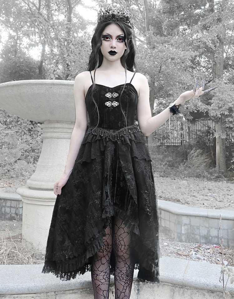 The Fog Series Sweetheart Neckline Classic Gothic Velvet Cami Dress