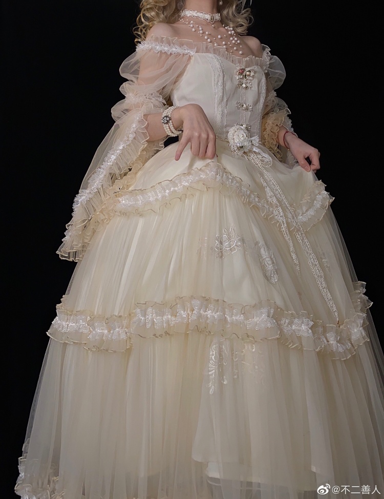 Miss Elson Off-the-shoulder Trumpet Sleeves Elegant Lolita Dress OP