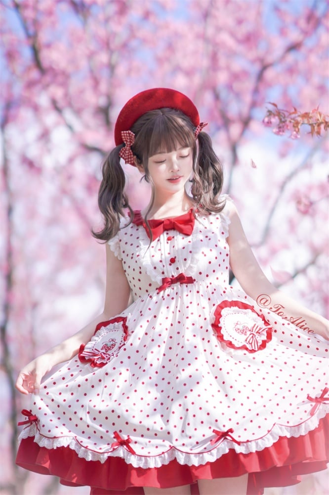 Strawberry Milkshake Round Neckline Polka Dot Sweet Lolita Dress