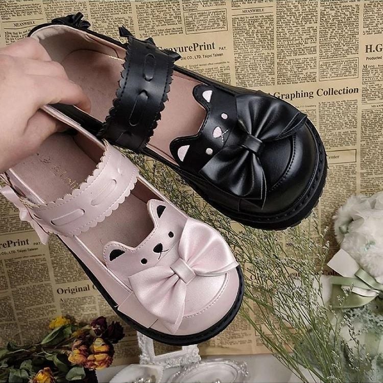 4 Common Lolita Shoes Types to Complete Your Lolita Wardrobe